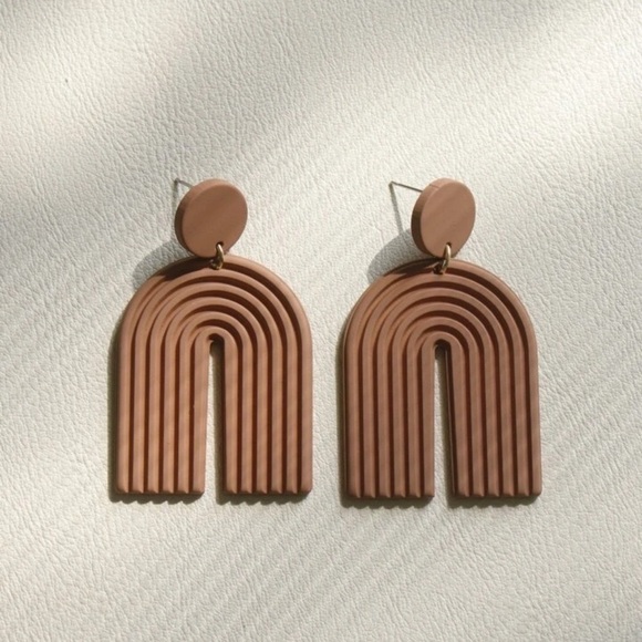 Boho rainbow drop earrings - Picture 4 of 7